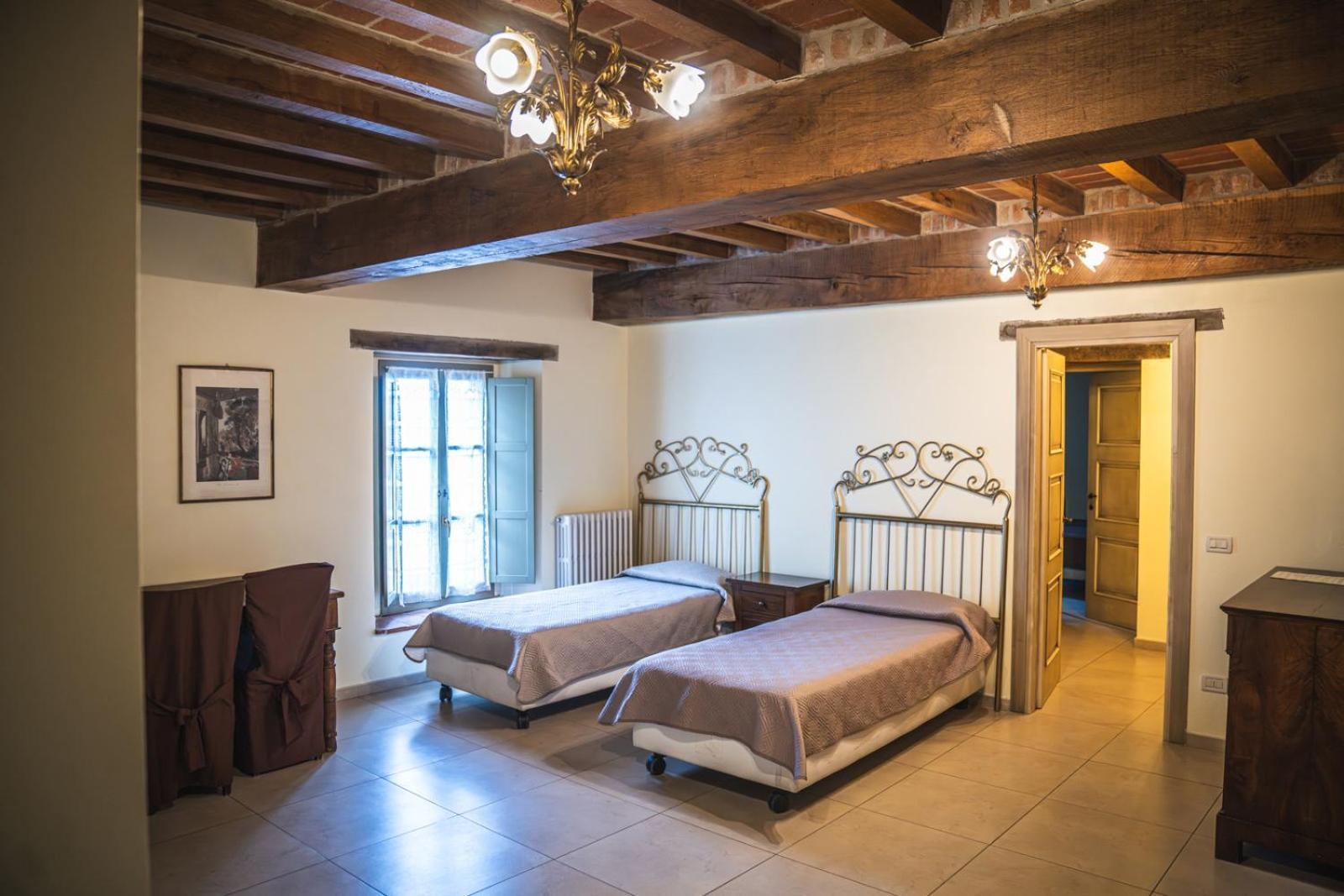 Hotel La Tavola Rotonda Cortemaggiore ห้อง รูปภาพ